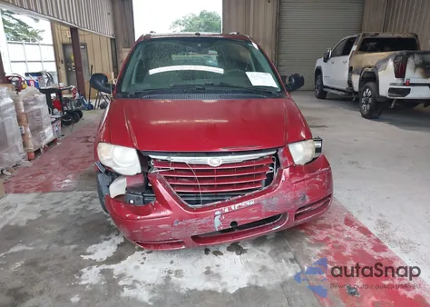 2006 Chrysler Town & Country Lx z USA, uszkodzony, nr VIN 2A4GP44R06R905440